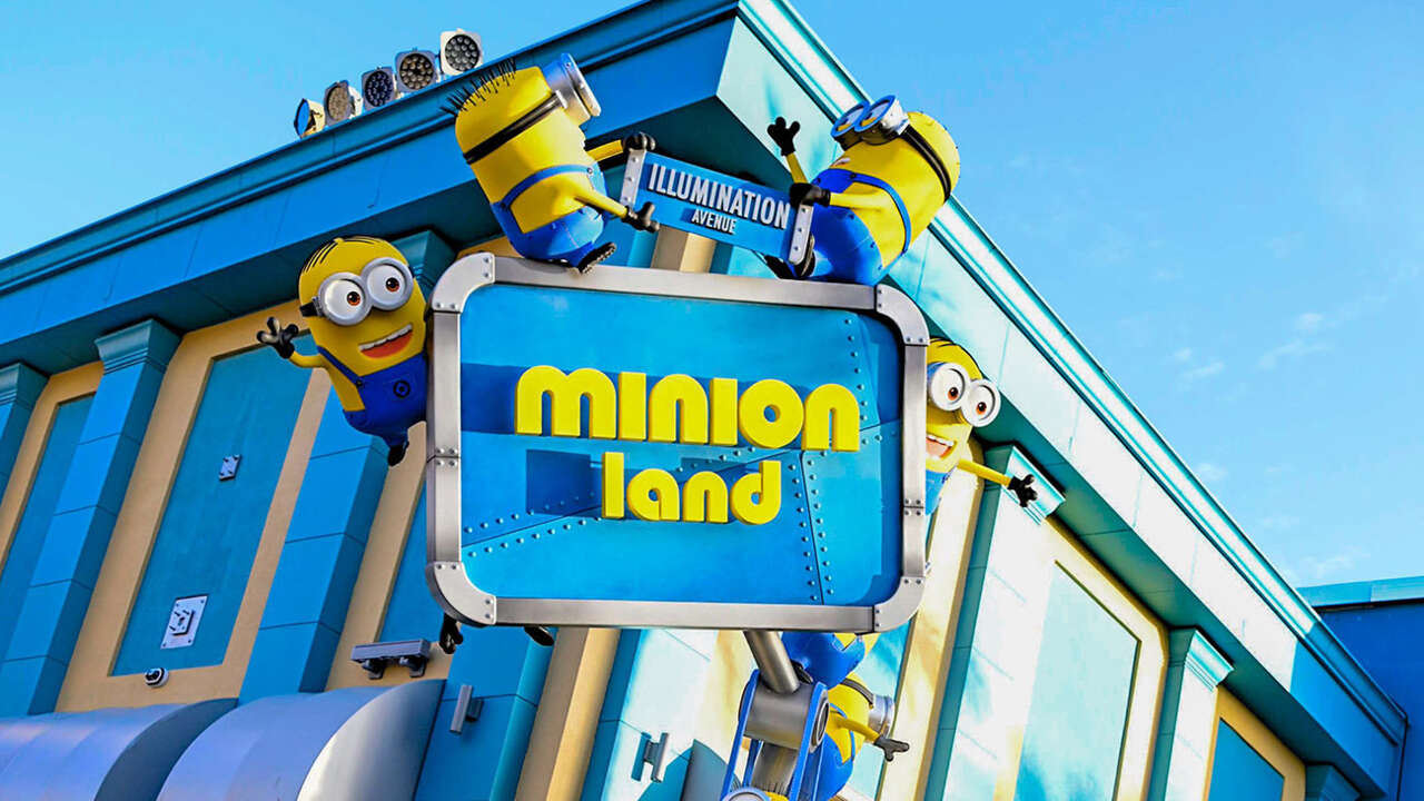 Theme Parks Are Turning Into Real-Life Video Games, And Minion Land At Universal Studios Is The Next Step